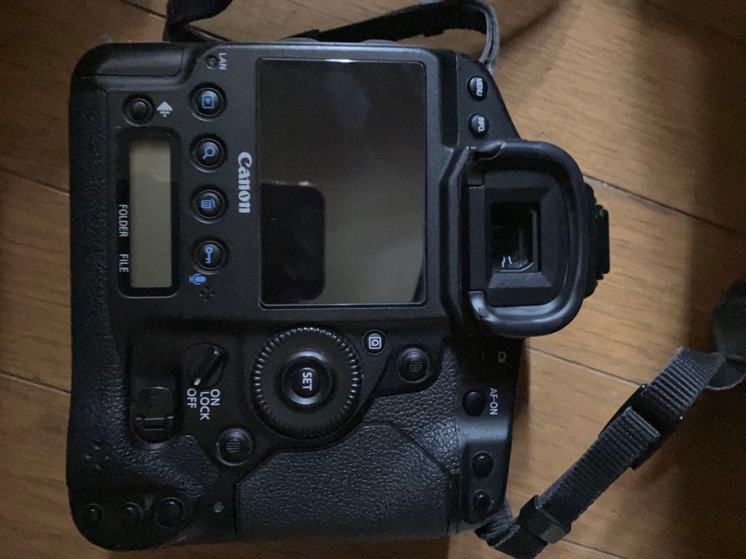 く*だ様 Canon 1DX チャージャー付き　値下げ交渉少しOK　CF2カード