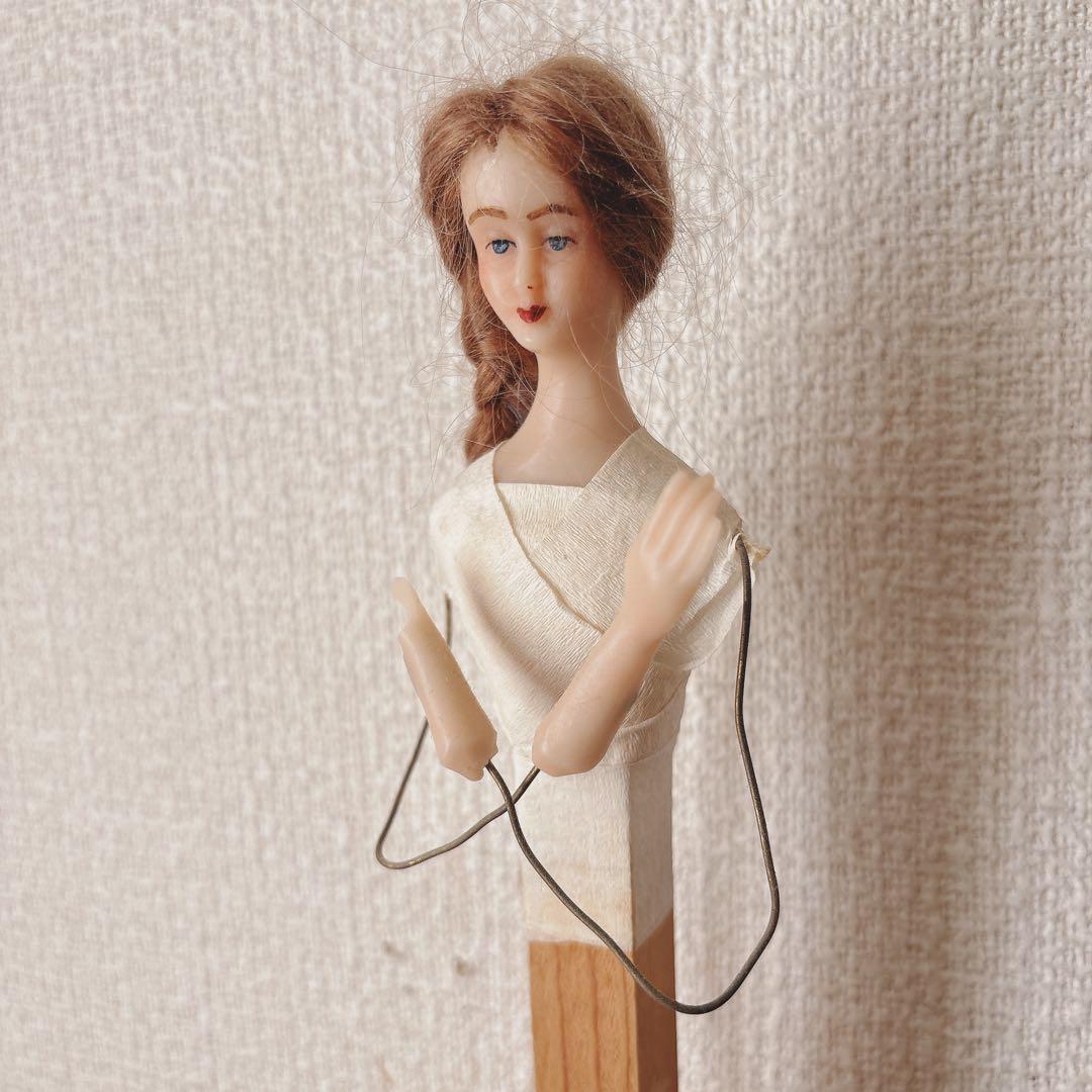 手の欠けたワックスドール　聖品　アンティーク　ブロカント　フランス