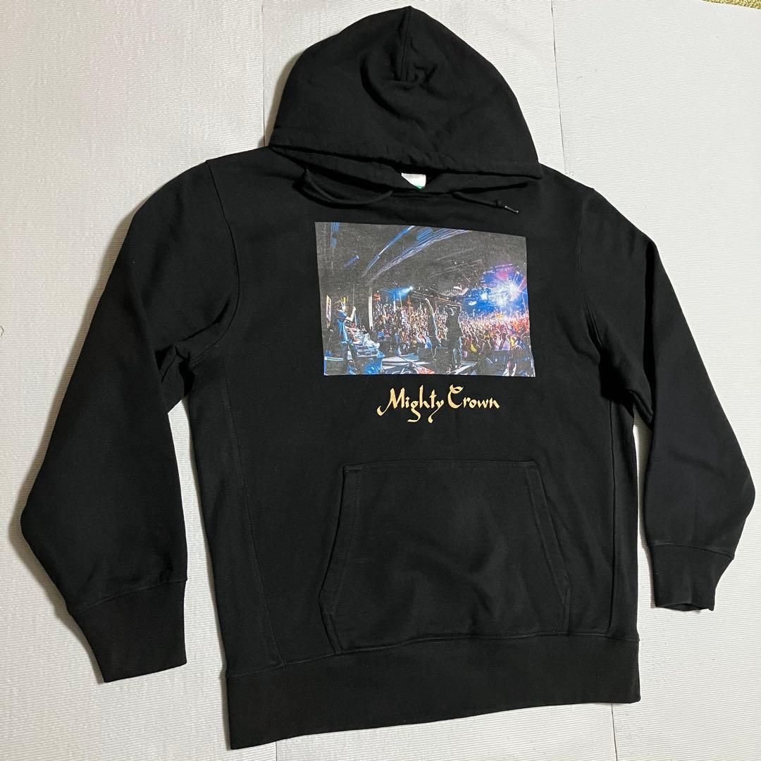 MIGHTY CROWN「3 PEAT CHAMPIONS」フーディー 黒XL