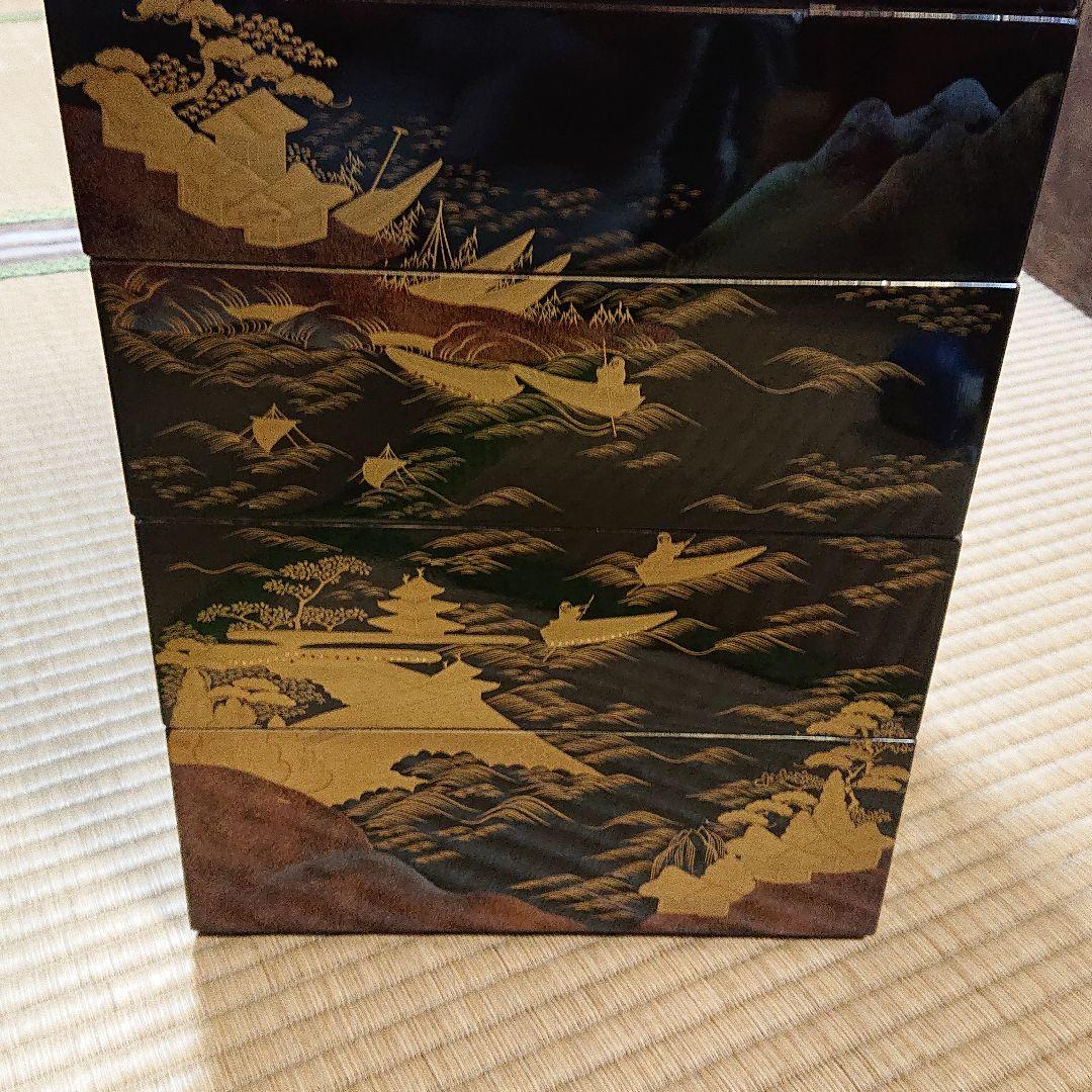 四段のお重です。