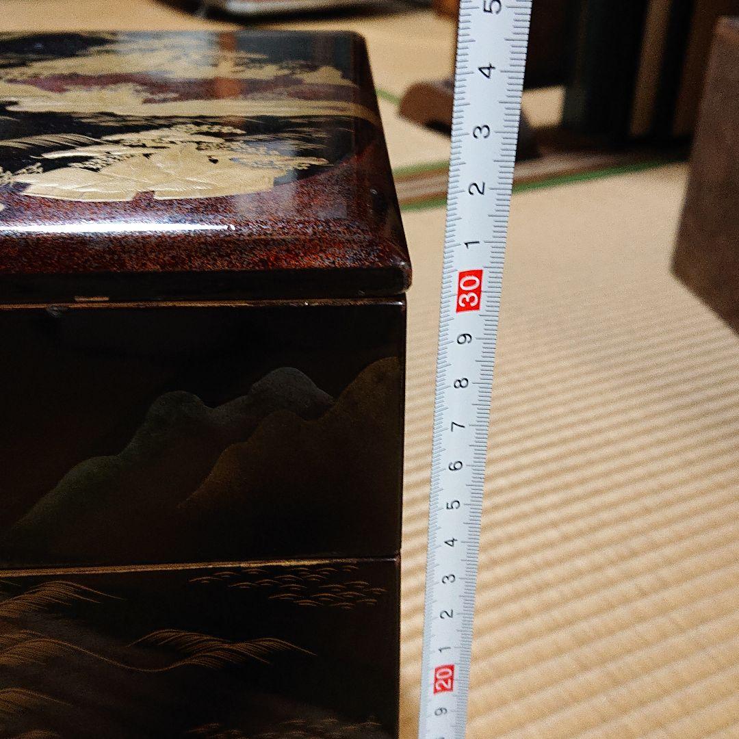 四段のお重です。