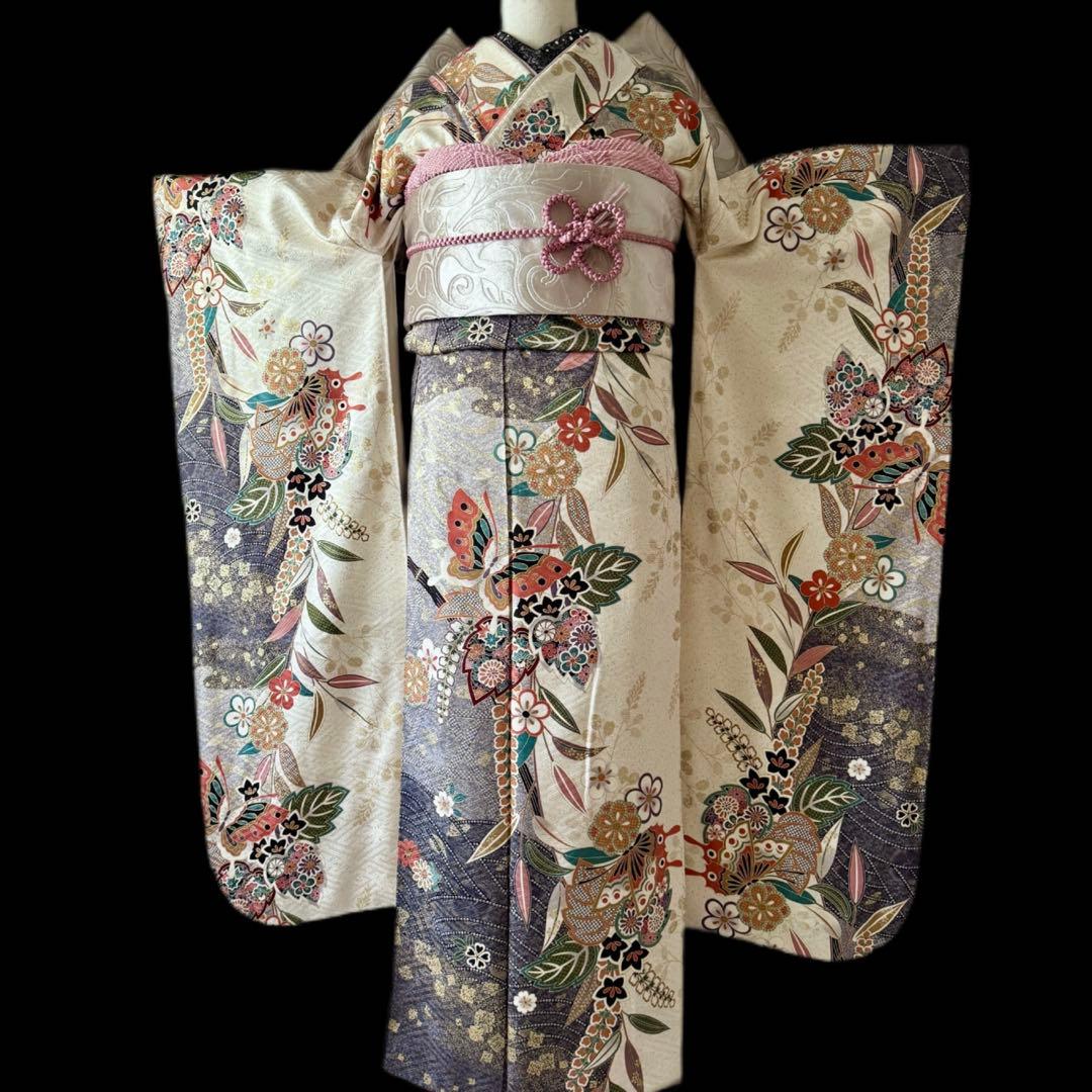 美品　振袖フルセット　古典柄　オフホワイト系　151〜166cm　❤︎可愛い❤︎