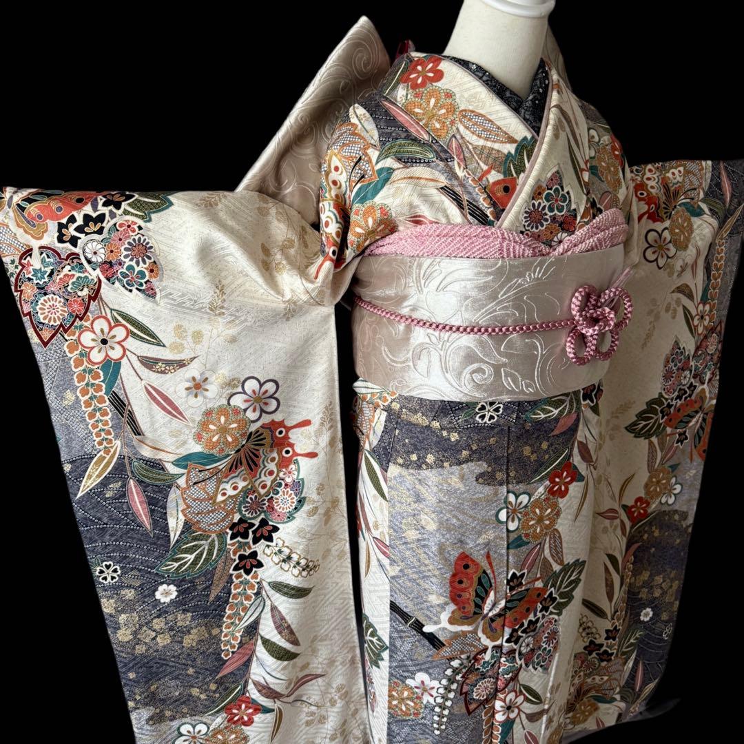 美品　振袖フルセット　古典柄　オフホワイト系　151〜166cm　❤︎可愛い❤︎