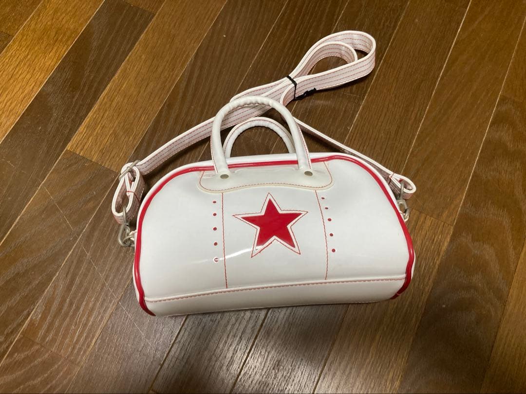 CONVERSE ワンスター　ミニバッグ　ハンドバッグ エナメル
