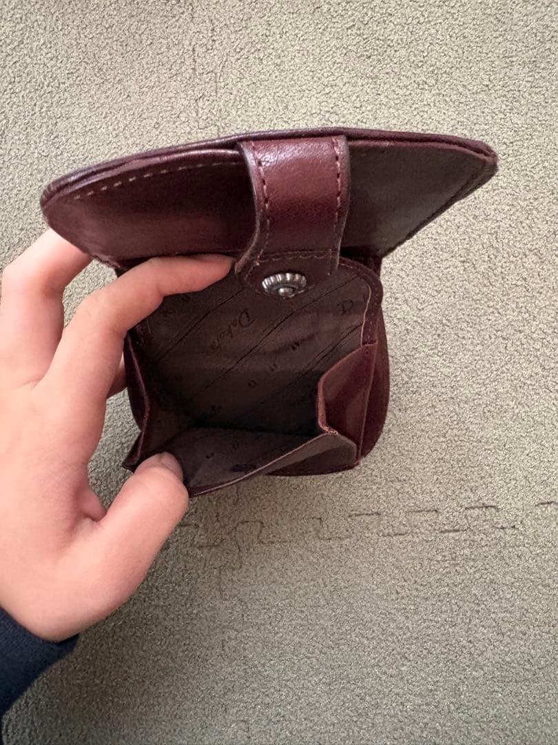 【匿名配送】ダークブラウン レザー 二つ折り財布　ユニセックス