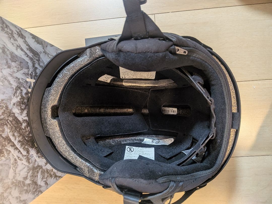 SMITH ブラック ヘルメット Mサイズ　大人用