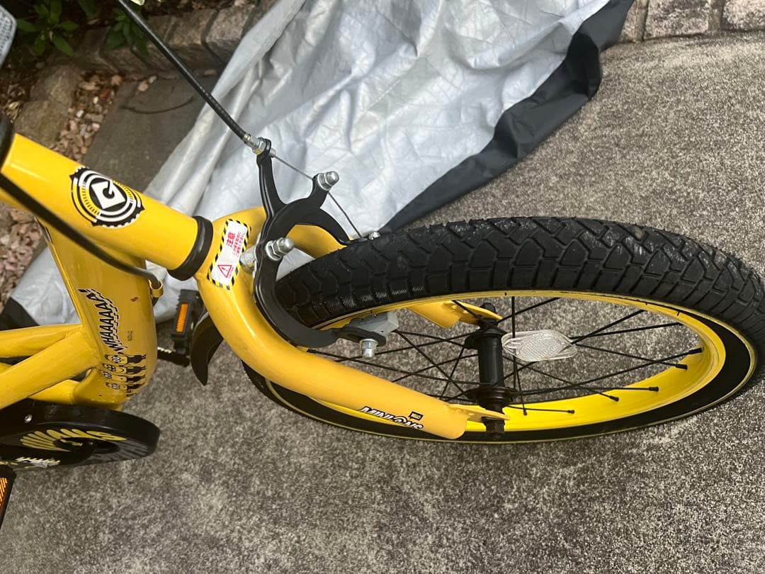 Minions(ミニオンズ) 子供用自動車　18インチ