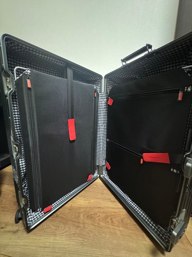 早い者勝ち。イノベーター アルミスーツケース ガンメタ 96L