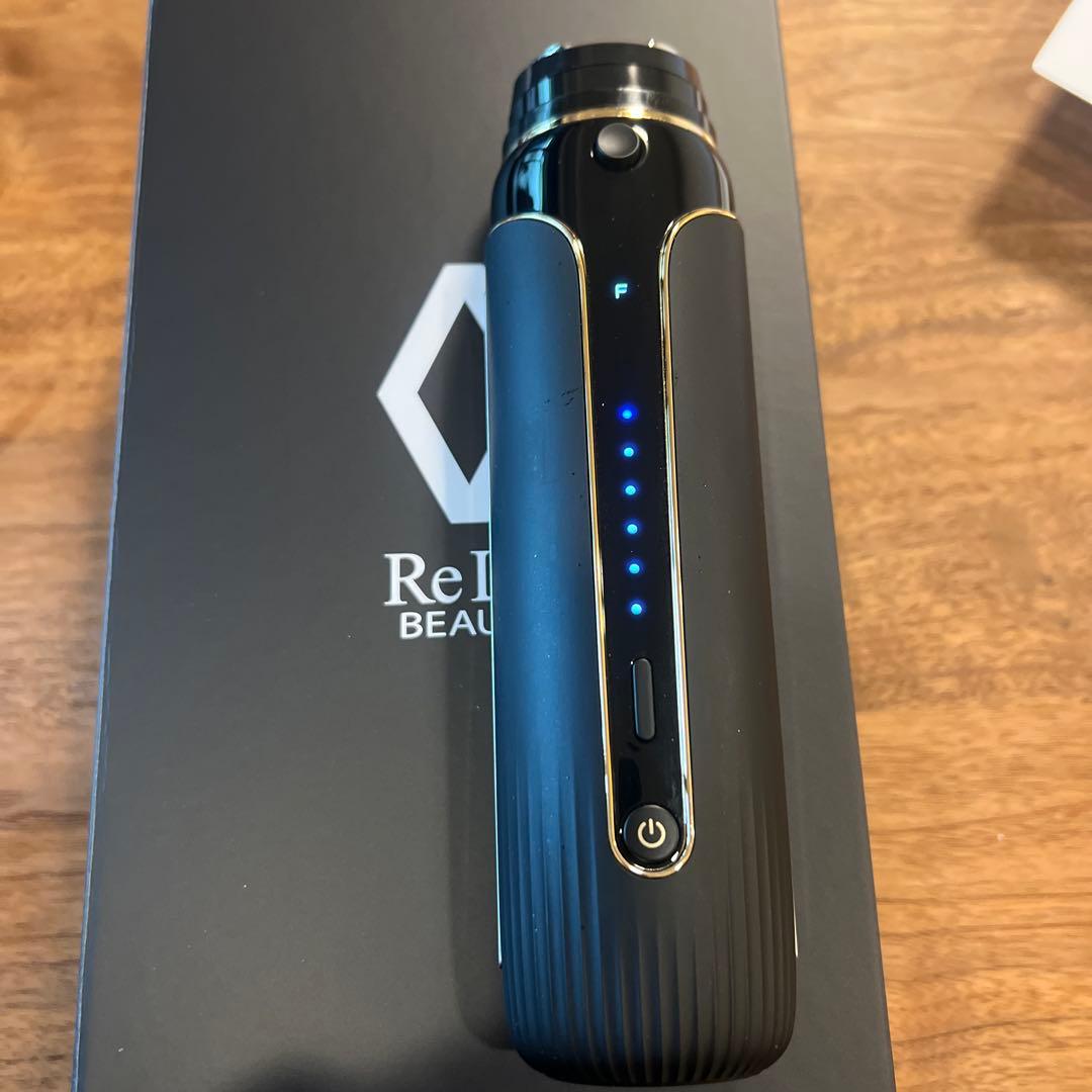 Re'LÀ BEAUTE éclat BEAUTE 美顔器