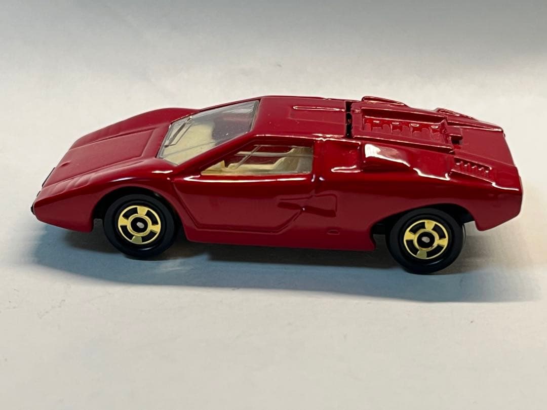 トミカ トミニカ ランボルギーニ カウンタック LP400 貴重品 白シート