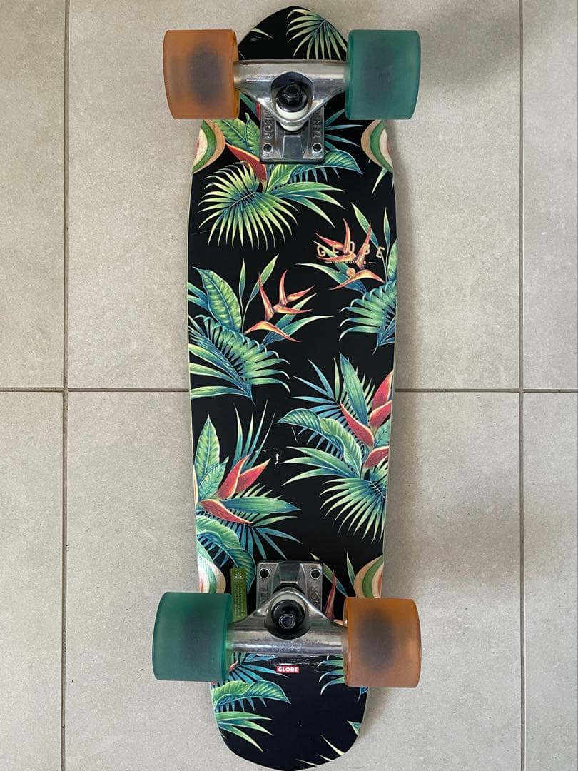 GLOBE スケートボード　サーフスケート　クルーザー