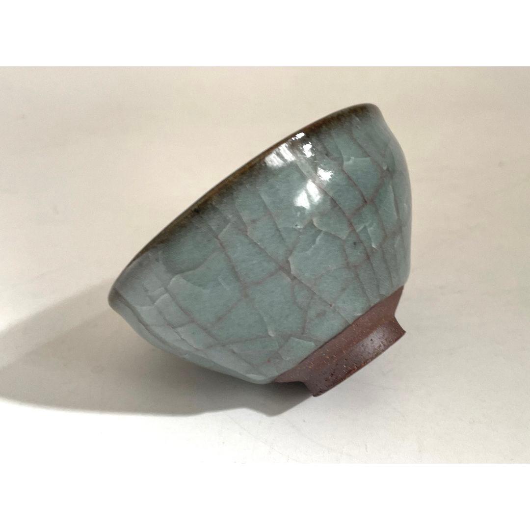 陶印あり　青磁　盃　ぐい呑　酒器　酒杯　貫入　箱なし