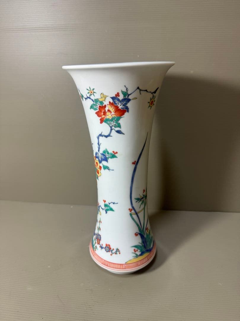 2141  其泉　色絵岩牡丹　梅竹文　花瓶