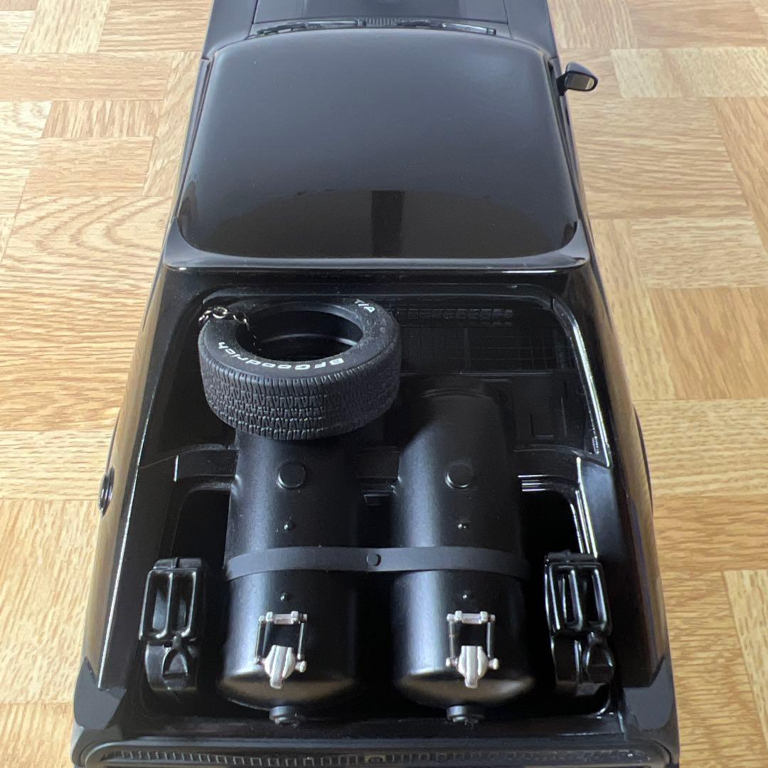 【開封美品】1/18 MAD MAX 2 インターセプター【オートアート】