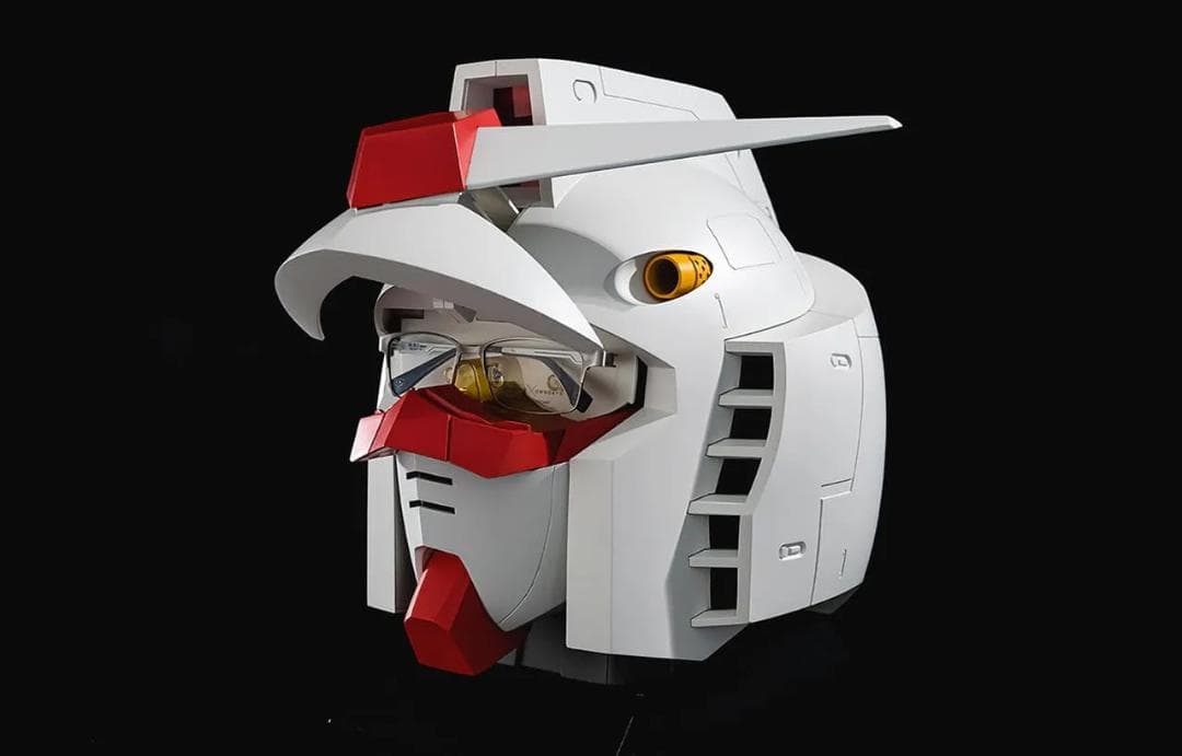 OWNDAYS ガンダムヘッドメガネケース