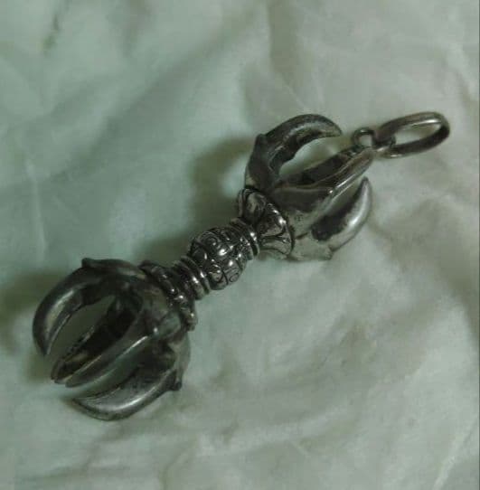 独鈷　五鈷杵　ごこしょ　大野博司　法具　密教　シルバー　銀製　トップ　イ10