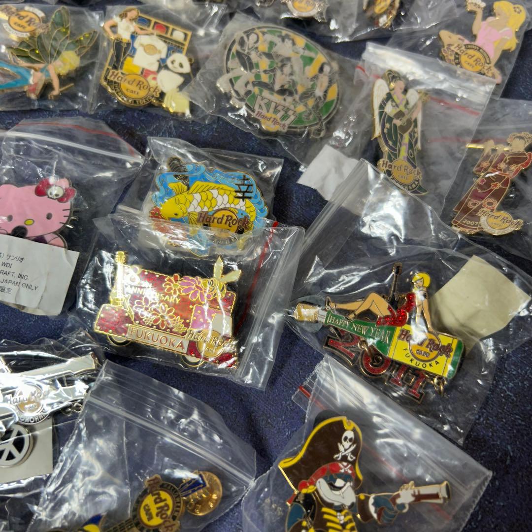 30点 ハードロックカフェ ピンバッジ キーホルダーまとめ売り