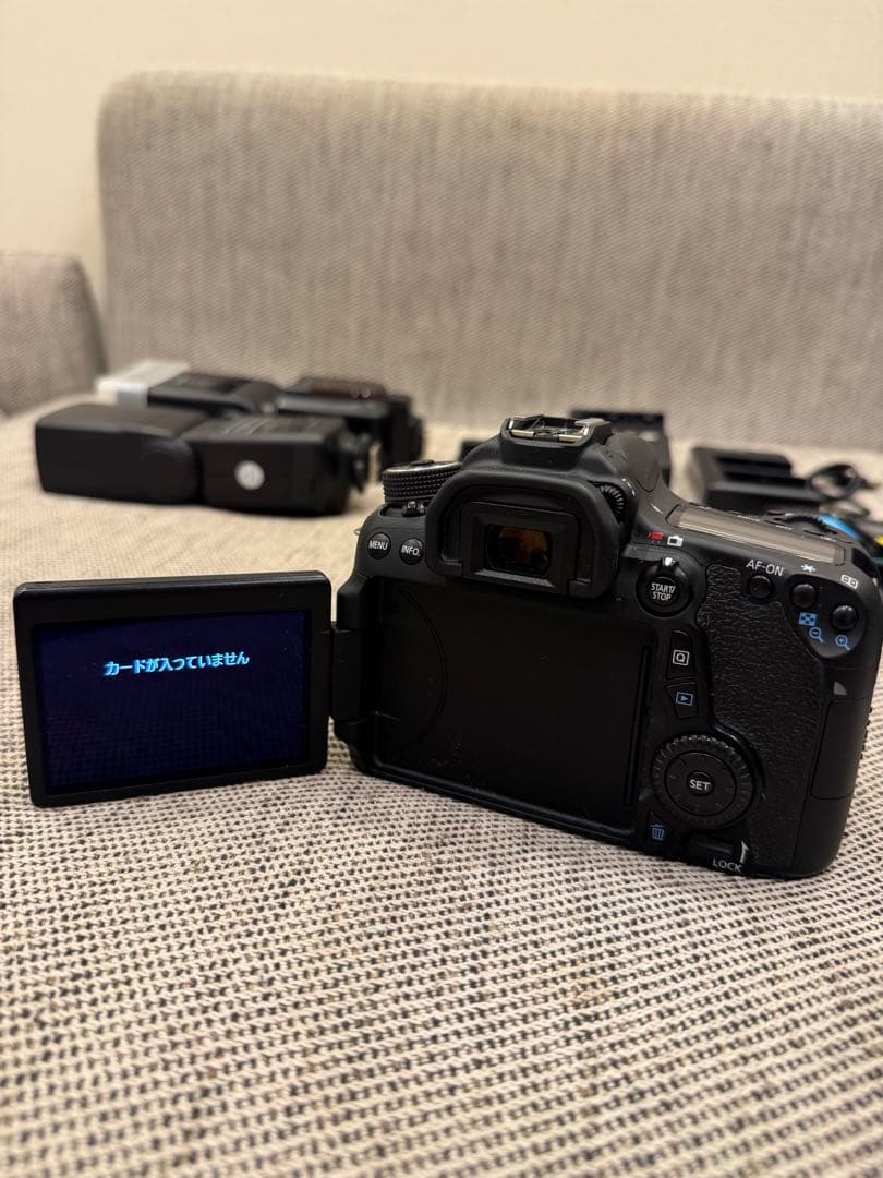 Canon EOS 70D デジタル一眼レフ カメラ　セット