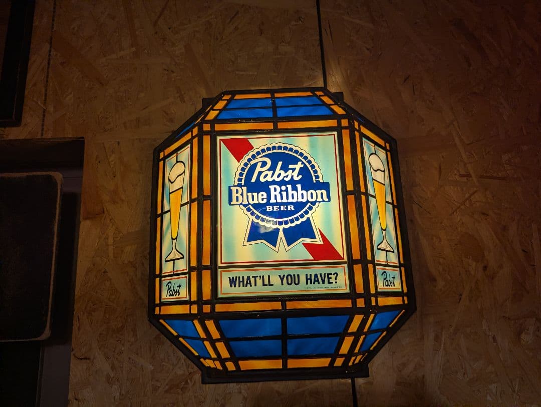 Pabst Blue Ribbon　パブストブルーリボン
