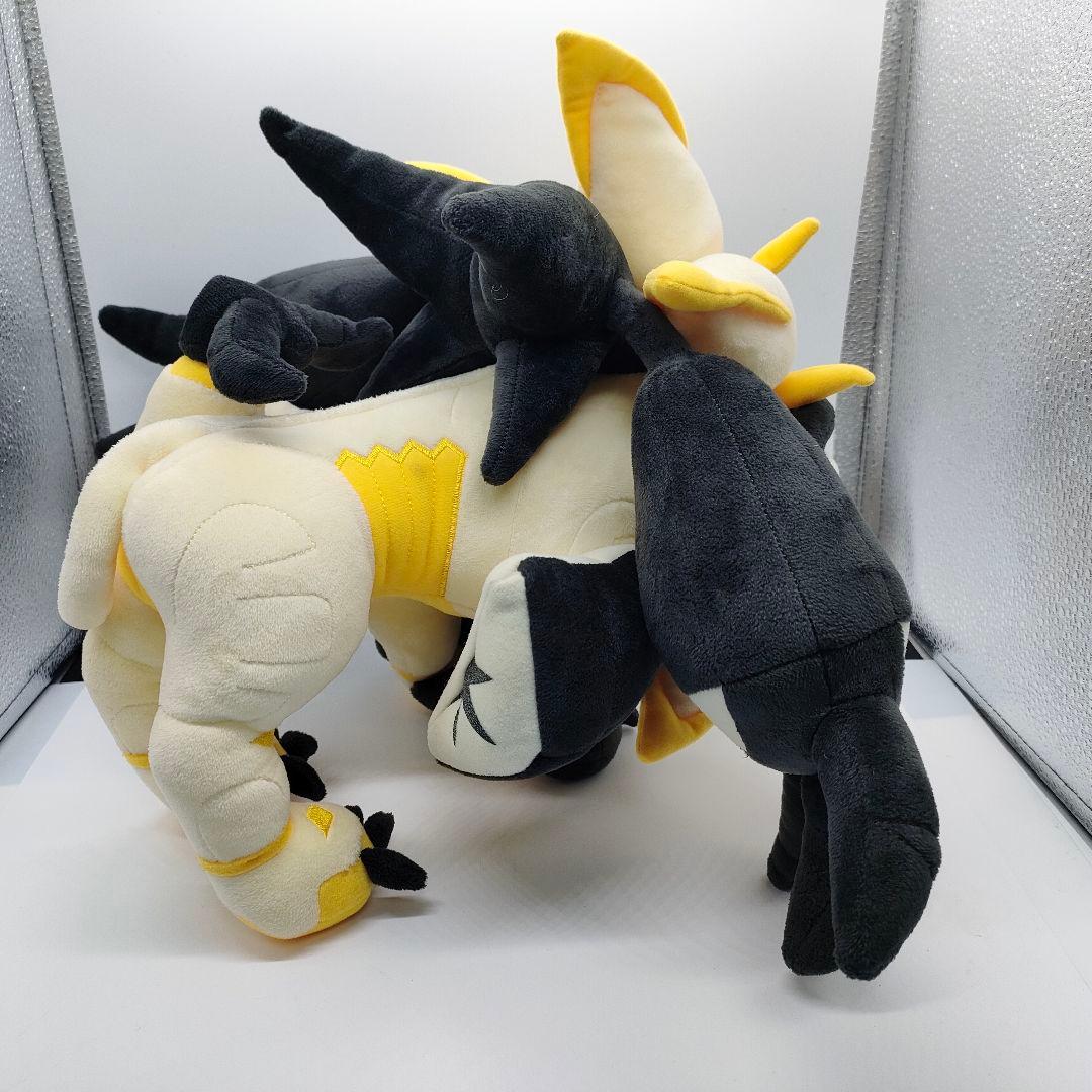 希少　ポケモンセンター　ソルガレオ　ぬいぐるみ　たそがれのたてがみ　ネクロズマ