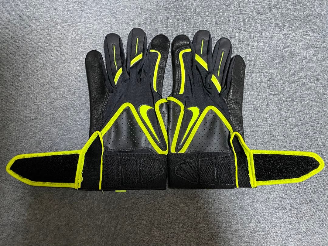 アクセサリー NIKE SWINGMAN Batting Gloves Size M
