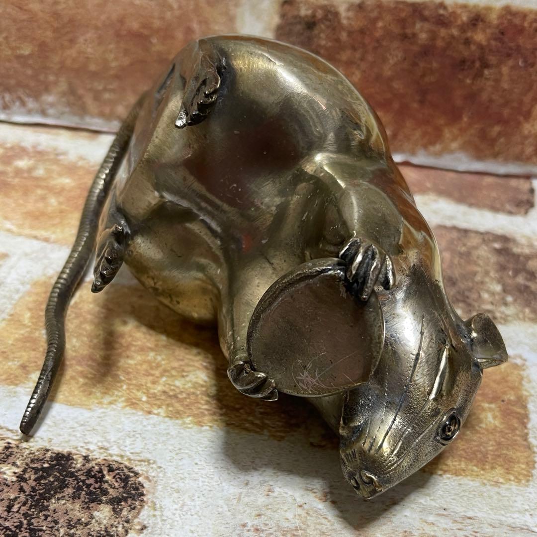 正斉(銘) 栗持ち鼠　金属製