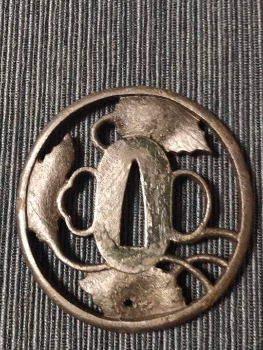 鍔　葵図　透かし鍔　鉄地　江戸時代