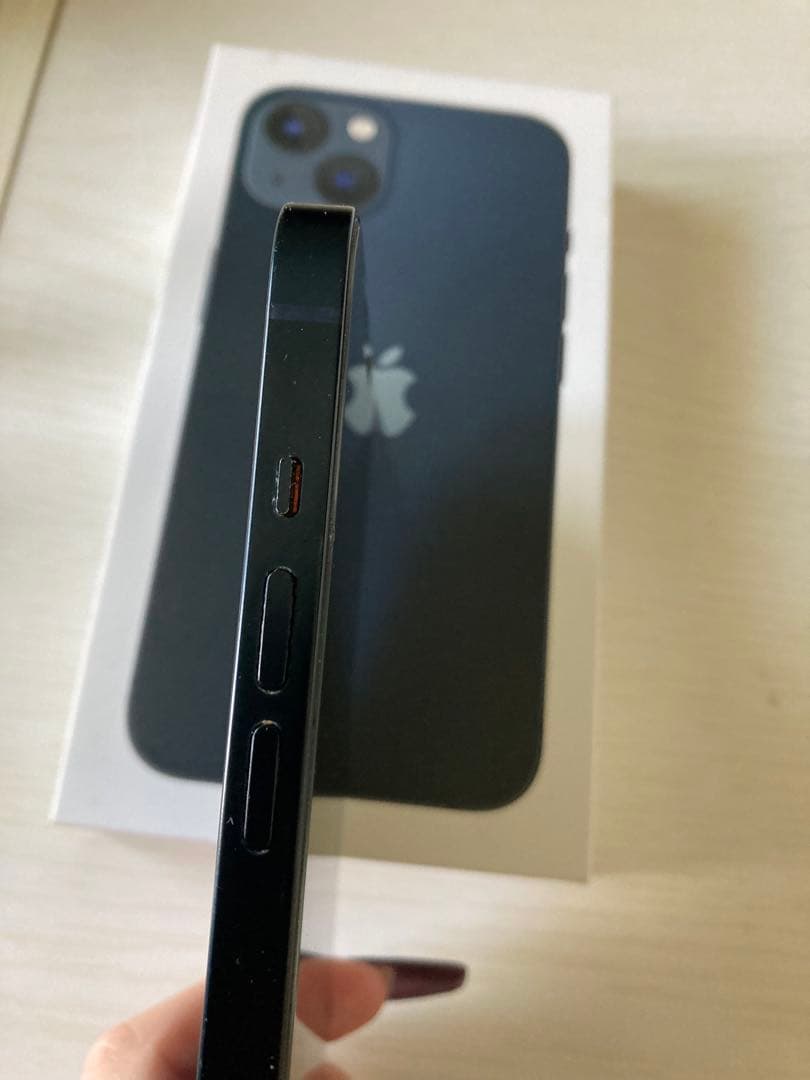 M*o様 iPhone13 128GB SIMフリー 箱、付属品あり