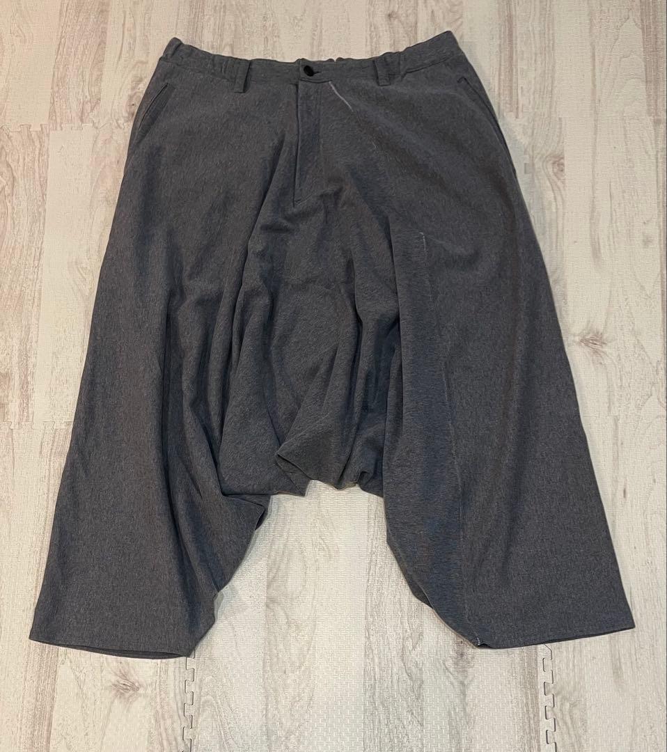 カ*カ様 ✨美品✨ISSEY MIYAKE MEN サルエルパンツ　グレー