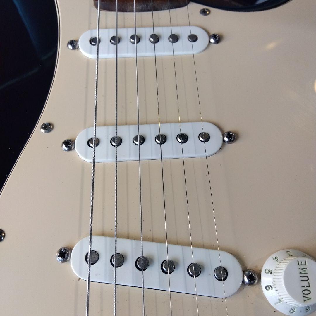 フェンダー、スクワイヤ！ ストラトタイプ…