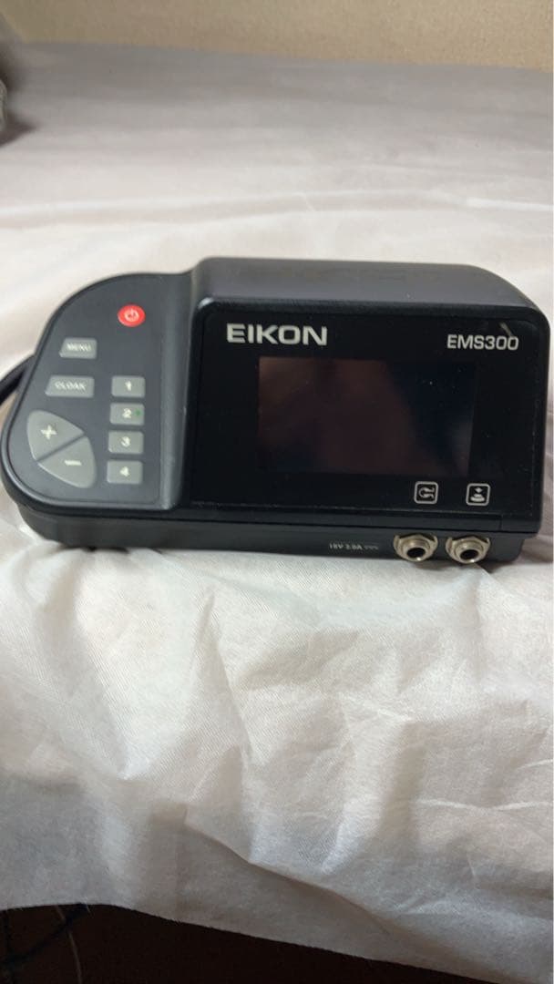 タトゥーパワーサプライE I K O N