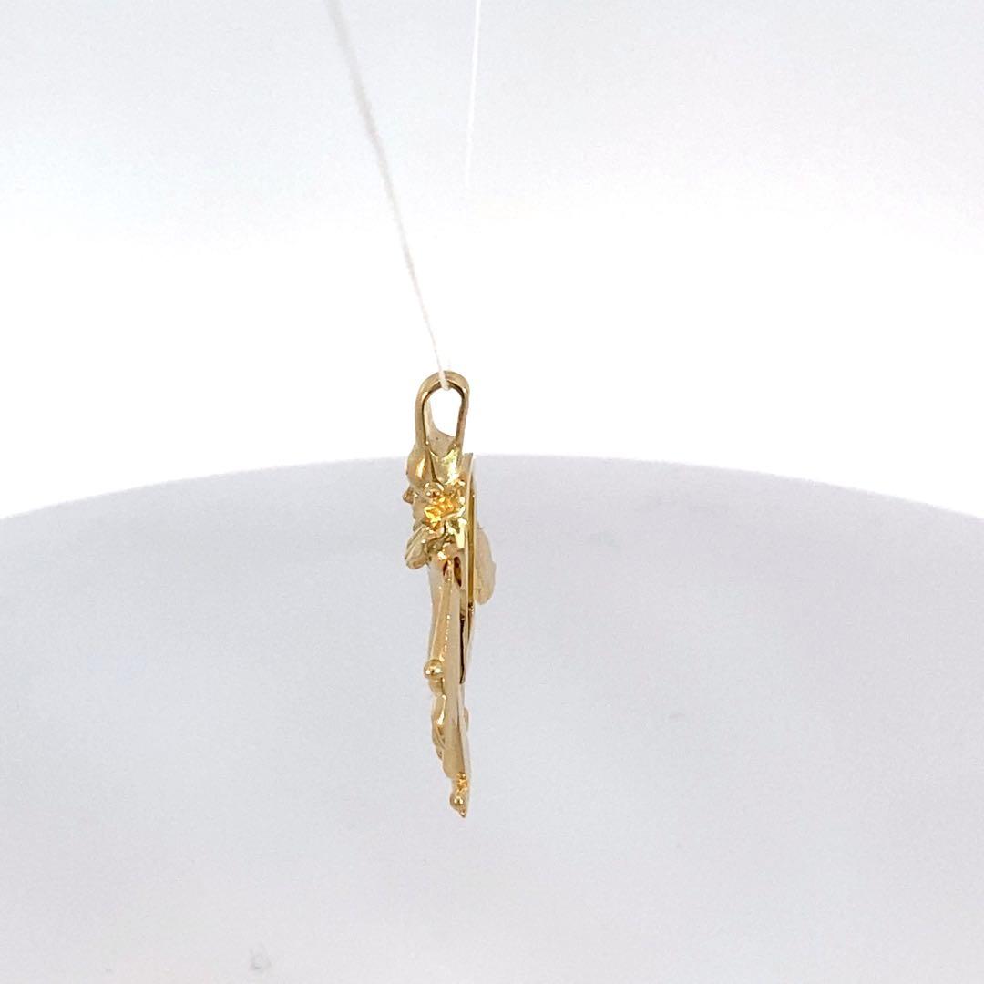 胸元で踊るピエロのダイヤペンダントトップ#652