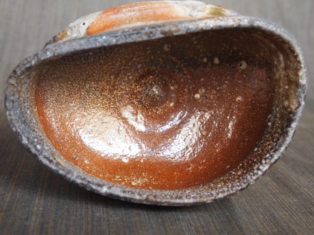 人気作家★小島陽介《師＆父：小島憲二》★伊賀【窯変】沓茶碗★共箱