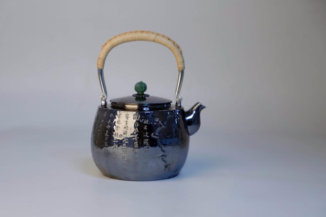 純銀製 四面取般若心経文彫 パッチ 玉摘 湯沸 銀瓶 煎茶道具 重さ715g