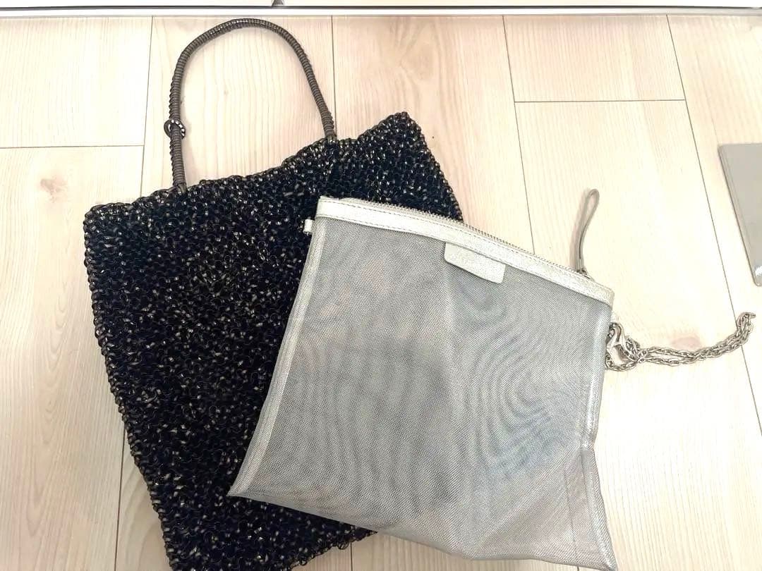 【最終値下げ】【超美品】ANTEPRIMA スクエアラージ　ブラック　ポーチ付き