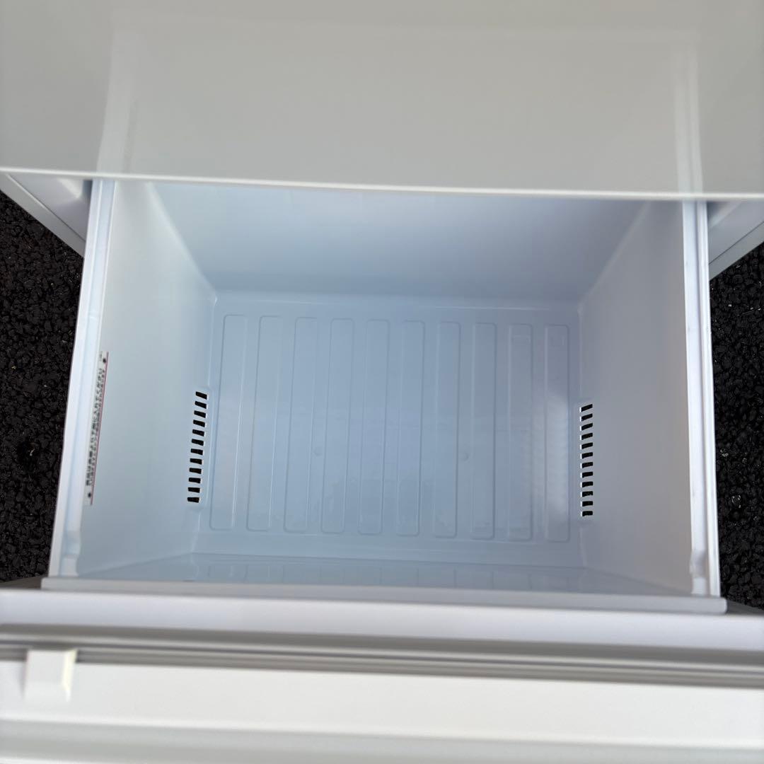 冷蔵庫　三菱　MR-C33J-W 2023年製　330L