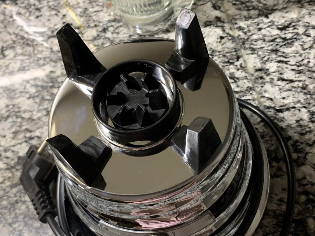 ふたたび値下げ！ジューサーミキサー MAGIMIX ビンテージアメリカ製