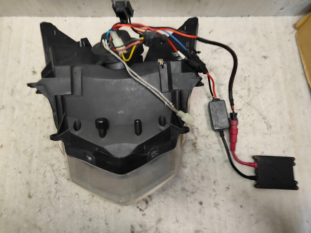 廃盤？SE44J 3型シグナスX スターナイト製？プロジェクターヘッドライト