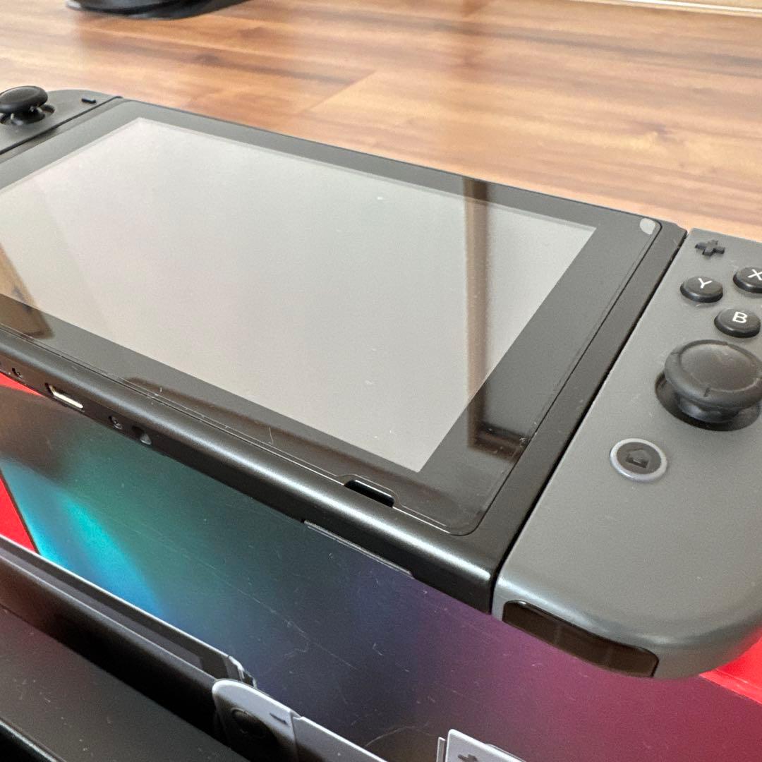 な*し様 ⭐︎美品⭐︎本体箱付SWITCH Joy-Conおまけ付