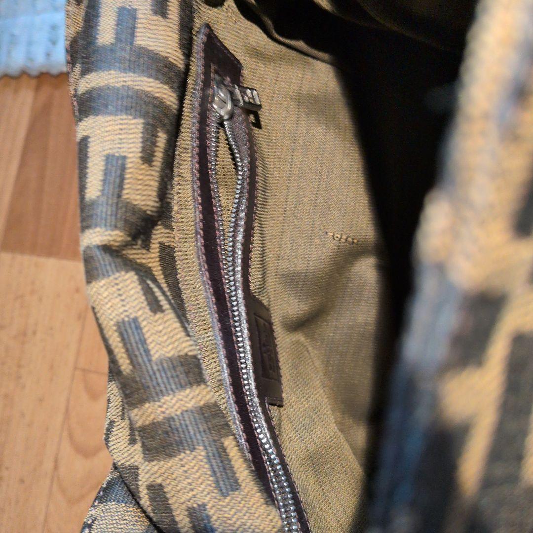 フェンディ　ハンドバッグ