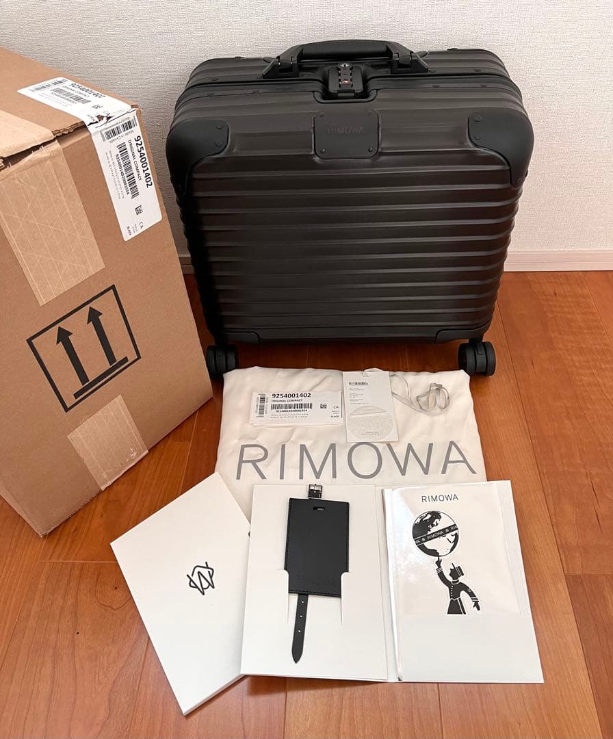 ORIGINAL コンパクト RIMOWA リモワ 黒 29L