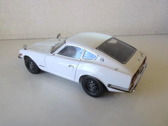 特価 EBBRO (1/24) ニッサン Fair Lady ZL S30