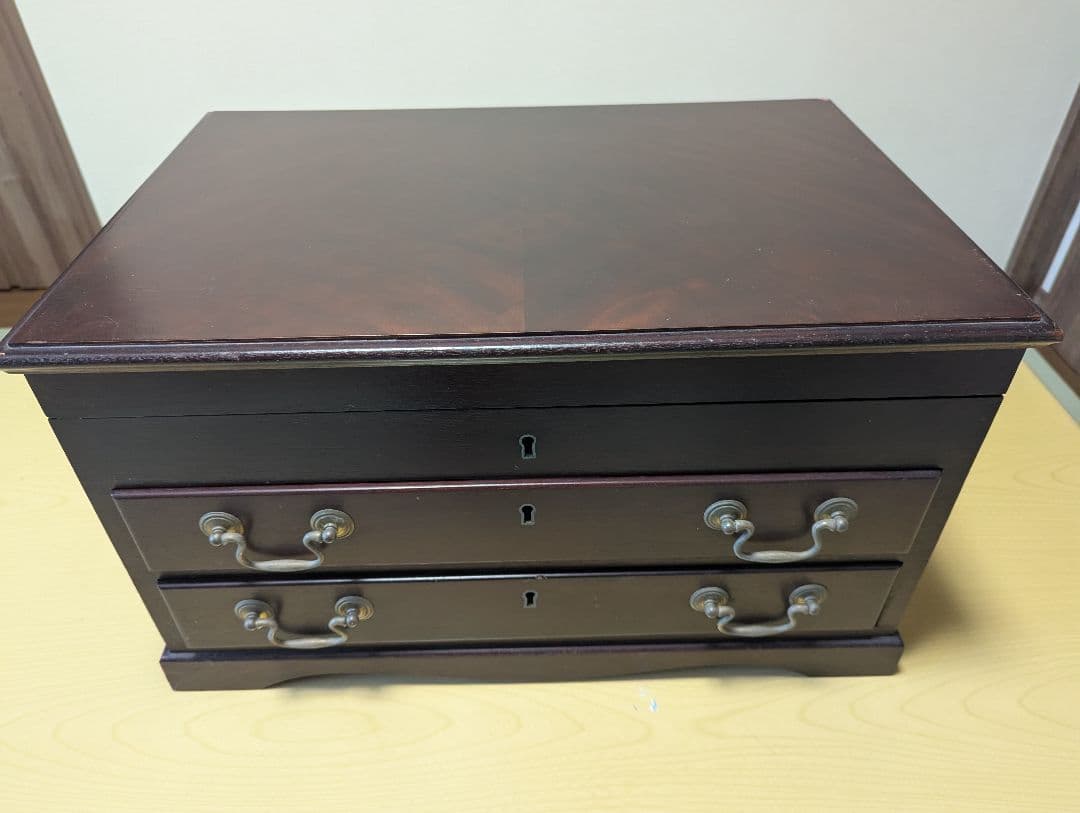 アンティーク カトラリーケース 木製 銀食器 三段 外国製 箪笥 鍵付き