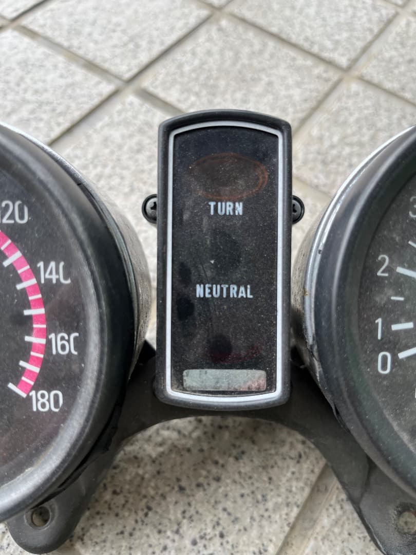 XS650スペシャル純正メーター　タコ&スピード、インジケータセット