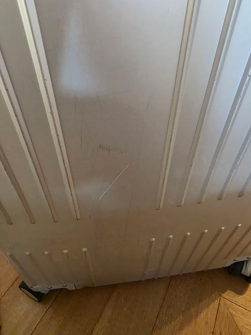 イノベーター　アルミ　スーツケース　70l