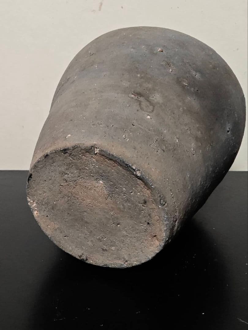 姿形の好い新羅から高麗の壺　須恵器　新羅　高句麗　高麗　片口壺　古代　花呼ぶ器