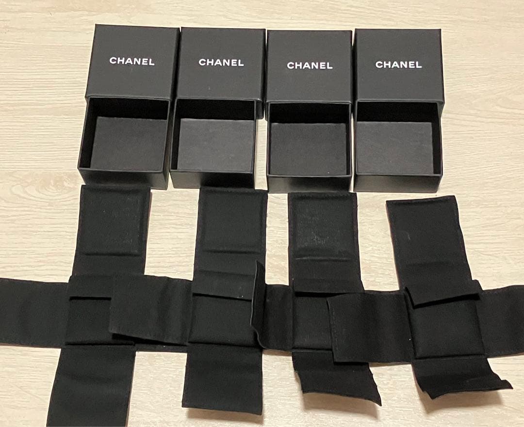 CHANEL アクセサリー　イヤリングケース空箱