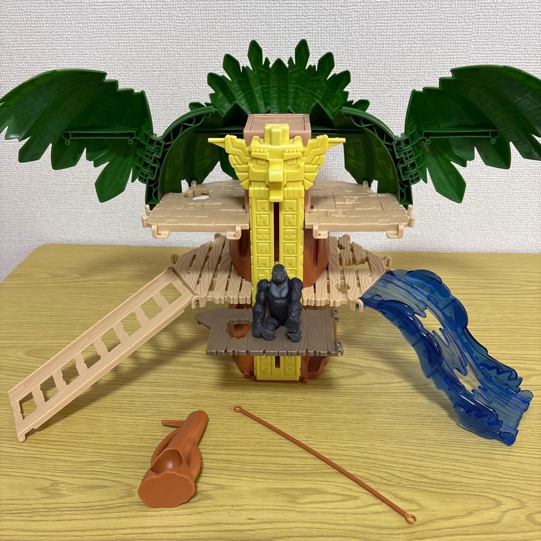 アニア　ぐるぐるマウンテン　ジャイアントアクションツリー　フィギュア　セット