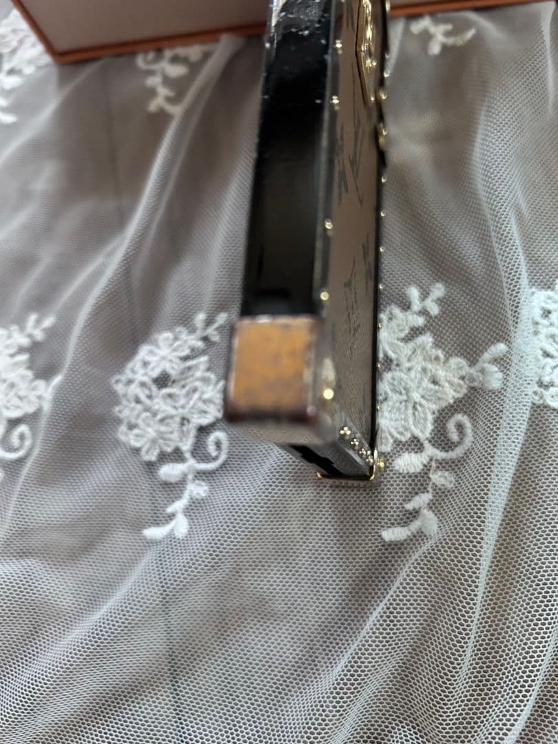 LOUIS VUITTON ルイヴィトン モノグラム アイトランクライト 難あり