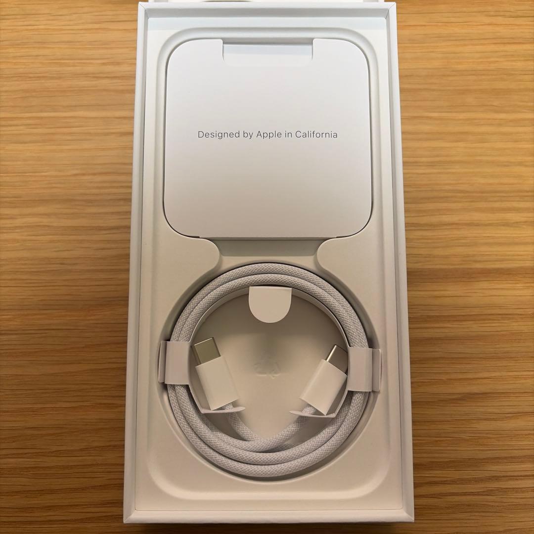 iPhone 15 ブラック 128GB バッテリー容量95% 付属品未使用